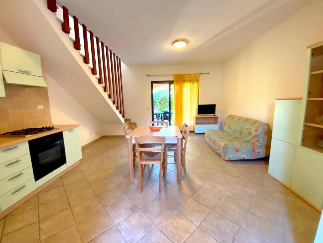 Residence Almusura San Teodoro  Exteriér fotografie