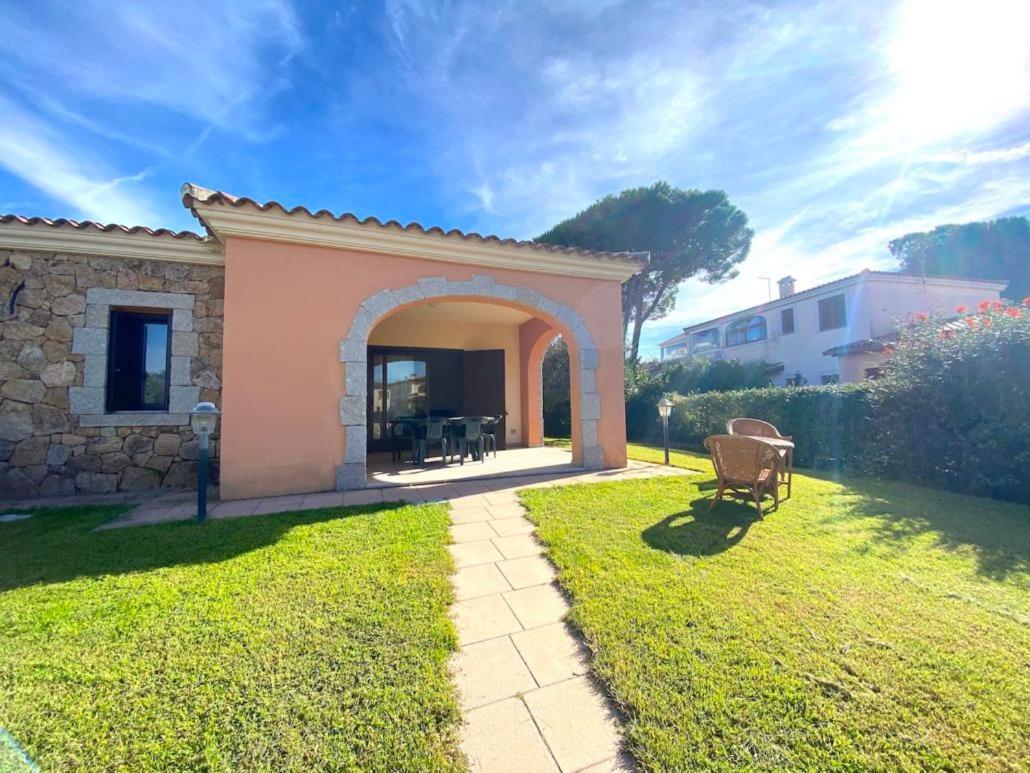 Residence Almusura San Teodoro  Exteriér fotografie